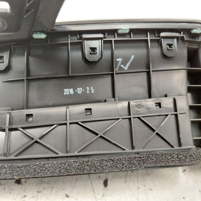 Cadillac CT6 Dash Air Vent Center Middle  2018 2017 2016