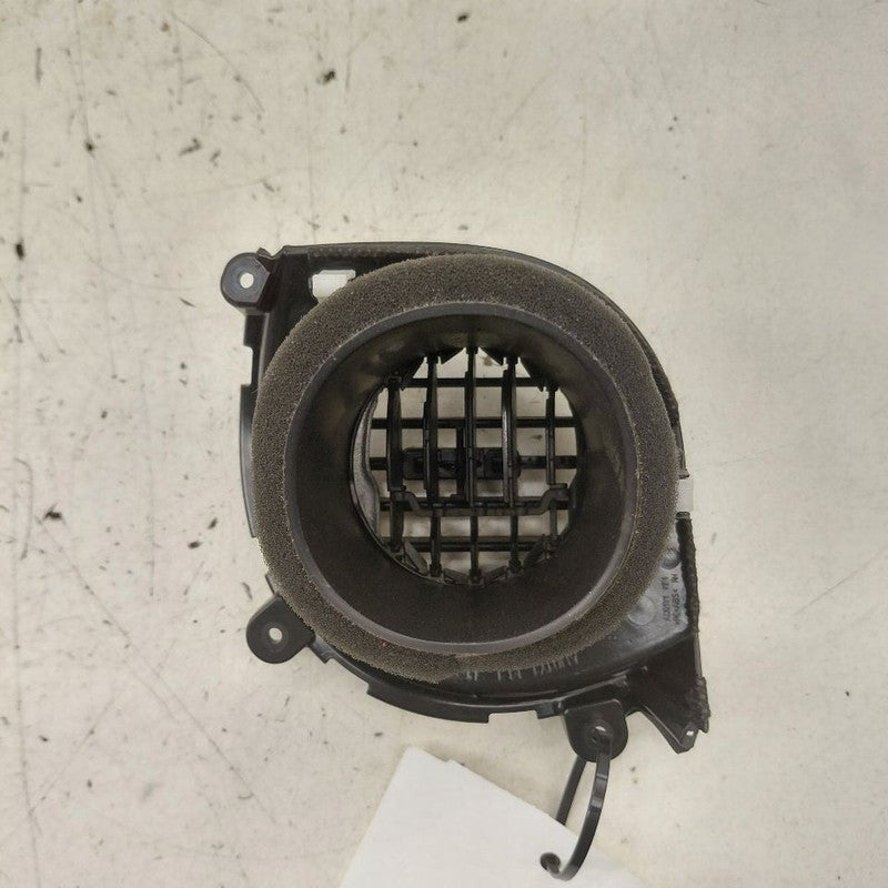 Hyundai Kona Dash Air Vent Right Passenger  2021 2020 2019