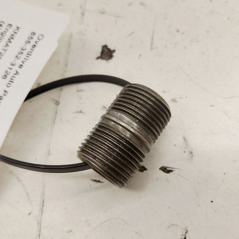 Nissan Rogue Oil Filter Thread 2.5 2017 2018 2019 OEM