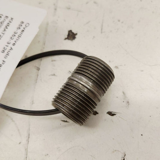 Nissan Rogue Oil Filter Thread 2.5 2017 2018 2019 OEM
