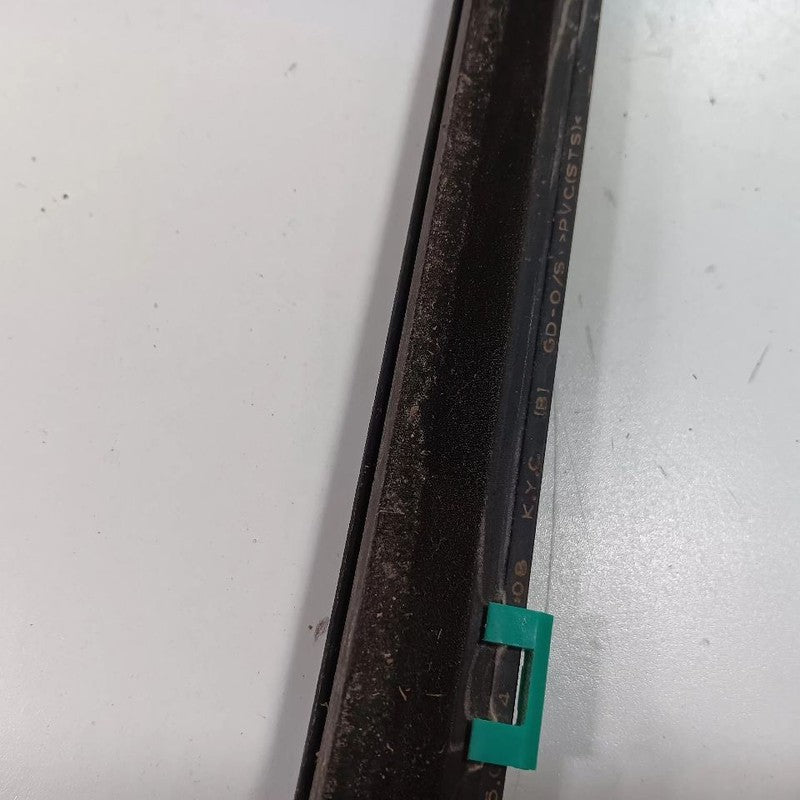 Hyundai Elantra Door Glass Window Weather Strip Trim Rear Left Back  2017