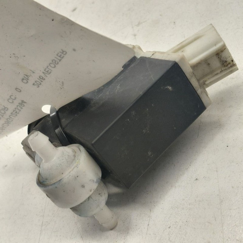 Hyundai Veloster Windshield Washer Wash Fluid Reservoir Motor Pump Ele