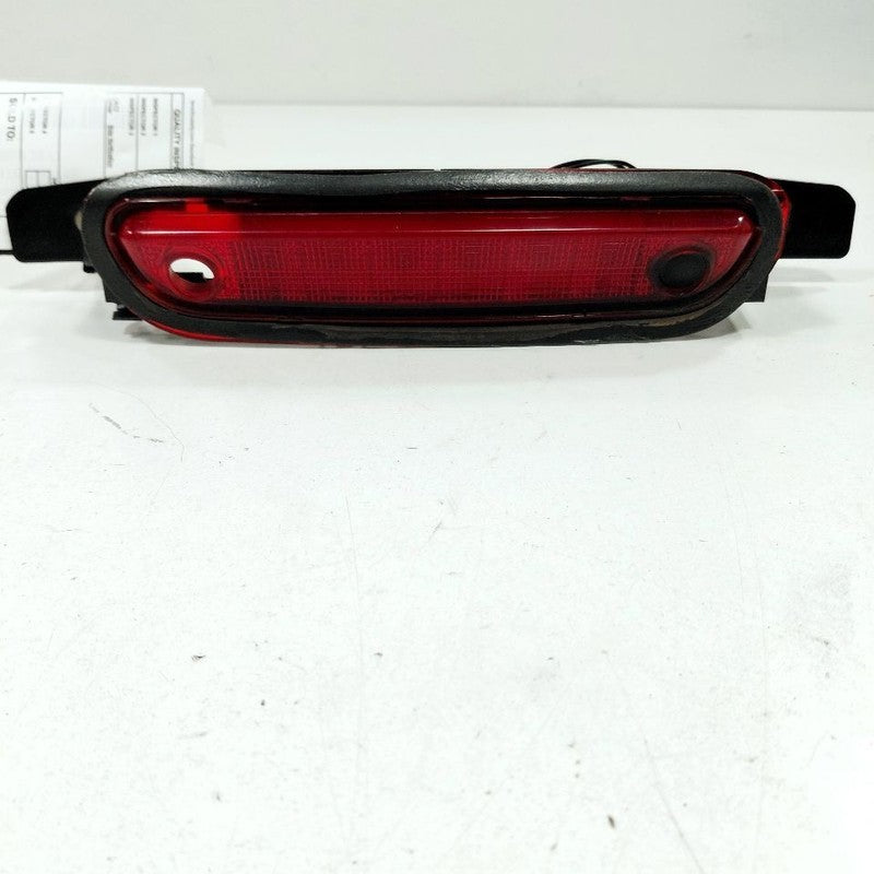 Chrysler 300 High Mount Tail Lamp Third 3rd Brake Light  2017 2018 201