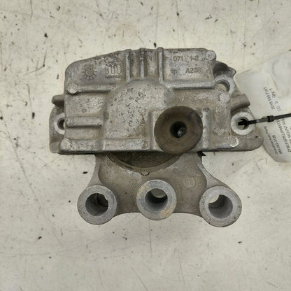 2018 Fiat 500 X 2.4 Model Engine Motor Mount Right Passenger