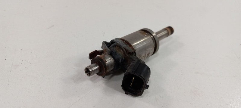 PE0113250B Fuel Injector 2.0L Fits 12-18 MAZDA 3