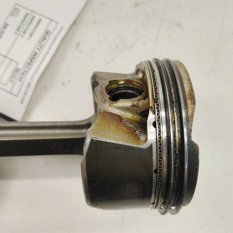 Chevy Volt Single Piston With Connecting Rod   1.5 2019 2018 2017 2016