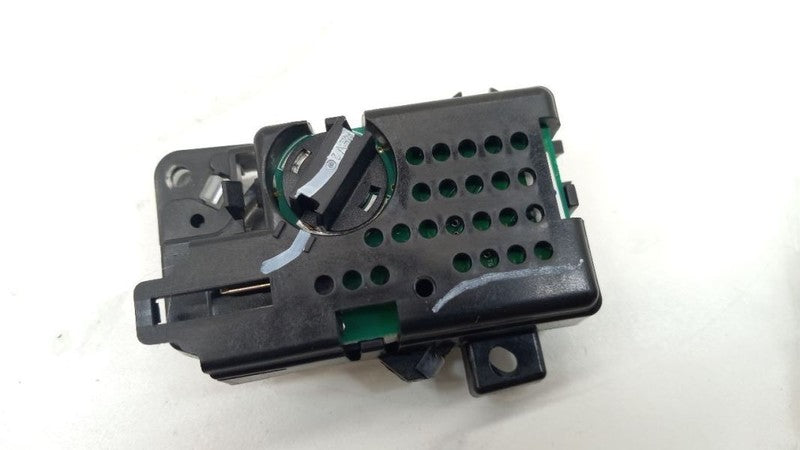 Chevy Malibu Dome Light Roof Lamp 2014 2015 2016 2017 2018