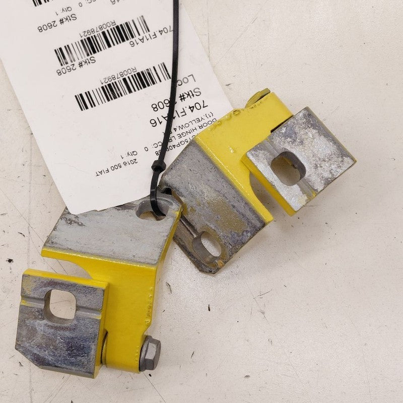 Fiat 500 X Model   Door Hinge Set Left Driver Rear  2016 2017