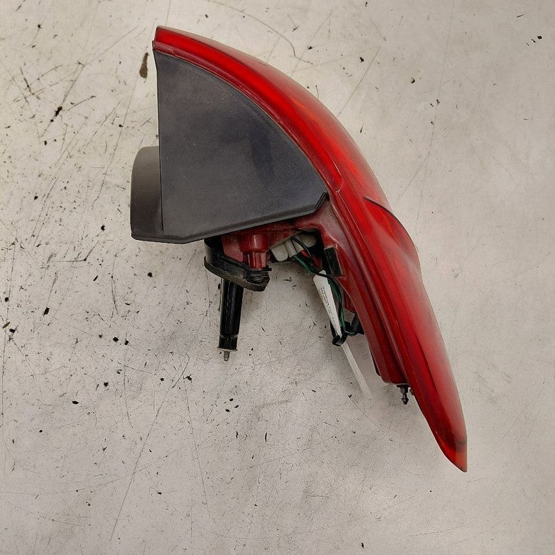 Driver Left Rear Tail Light Brake Lamp Incandescent Fits 16-18 Kia Sor