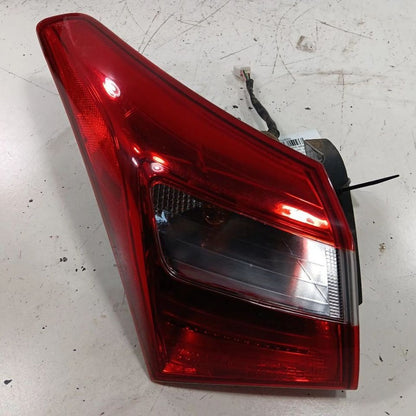 Driver Left Tail Light Brake Lamp Hatchback Qrtr Panel Mntd 13-17 Elantra