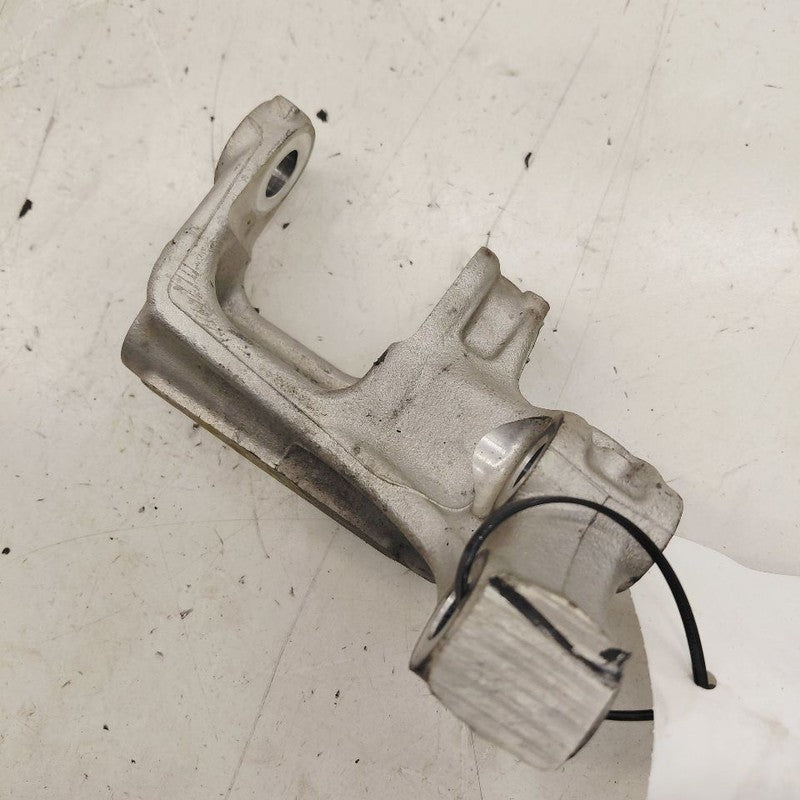 Honda CR-Z Engine Motor Mount Bracket Rear Back  1.5 2015 2014 2013