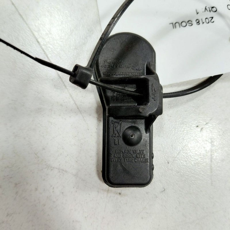 Kia Soul TPMS Tire Pressure Monitor System Sensor {52933B2100} 2017 20