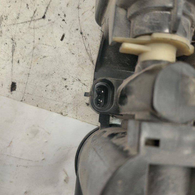 Kia Sorento Fuel Vapor Canister Charcoal Evaporator Can  2018 2017 201