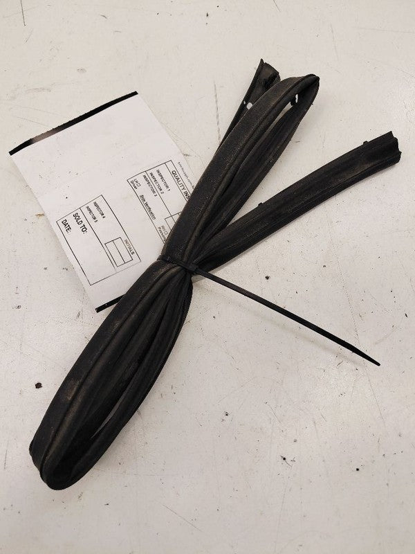Nissan Maxima Cowl Vent Panel Hood Rubber Seal  2018 2017 2016 OEM