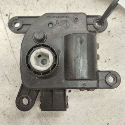 Hyundai Veloster Flap Door Motor Heater AC Door Actuator  2017 2016 20