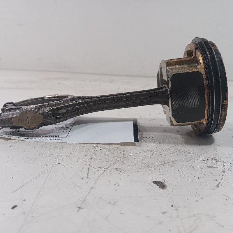 INFINITI QX50 Single Piston With Connecting Rod   2017 2016 2015 2014