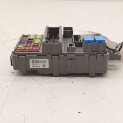 Honda Clarity Cabin Fuse Box Interior Inner Under Dash  2018 2019 2020