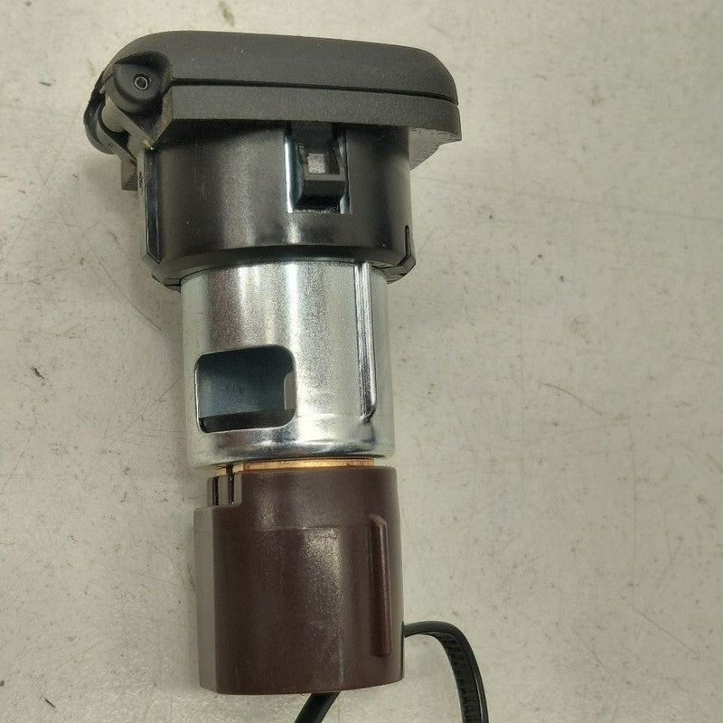Chevy Volt 12V Power Port Socket  2019 2018 2017 2016