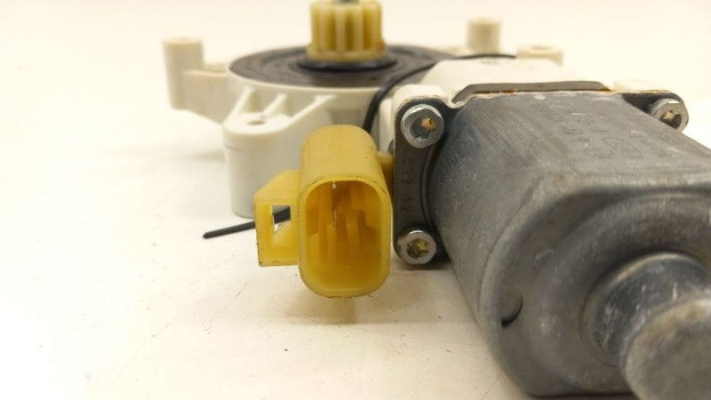 Passenger Right Power Window Motor VIN W 4th Digit Limited Fits 06-16 
