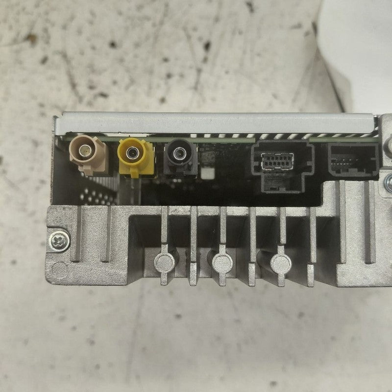Audio Equipment Radio Receiver 7.00" Screen 22-24 EQUINOX