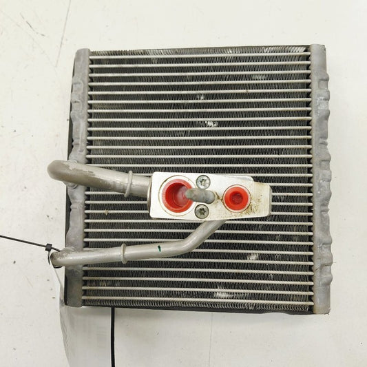 Air Conditioning AC Evaporator Fits 17-19 Chevy Volt OEM
