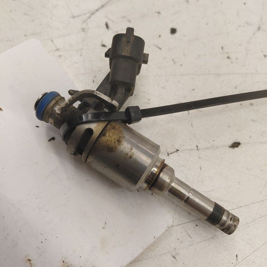 Fuel Injection Injector 1.6L Fits 12-17 Hyundai Accent