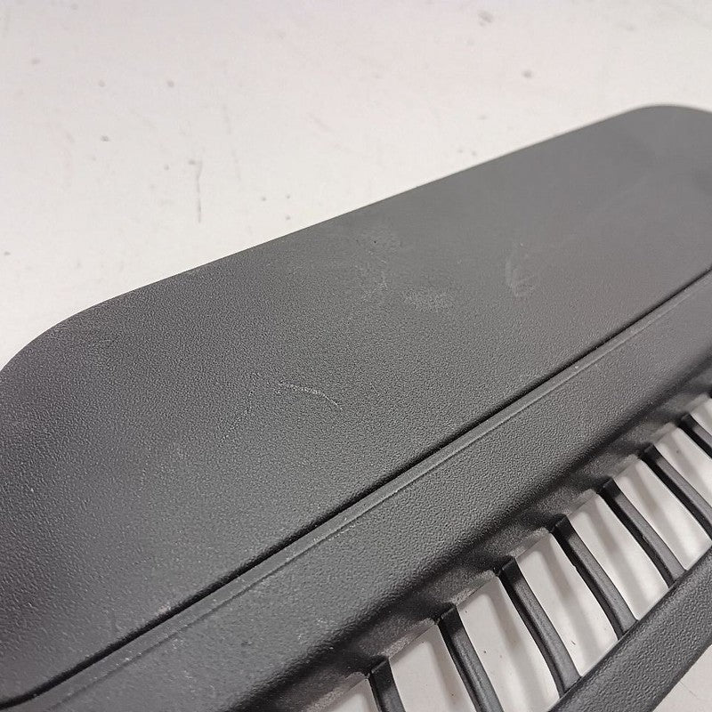 Ford Taurus Defrost Vent Center Middle  2019 2018 2017 2016 2015 2014 