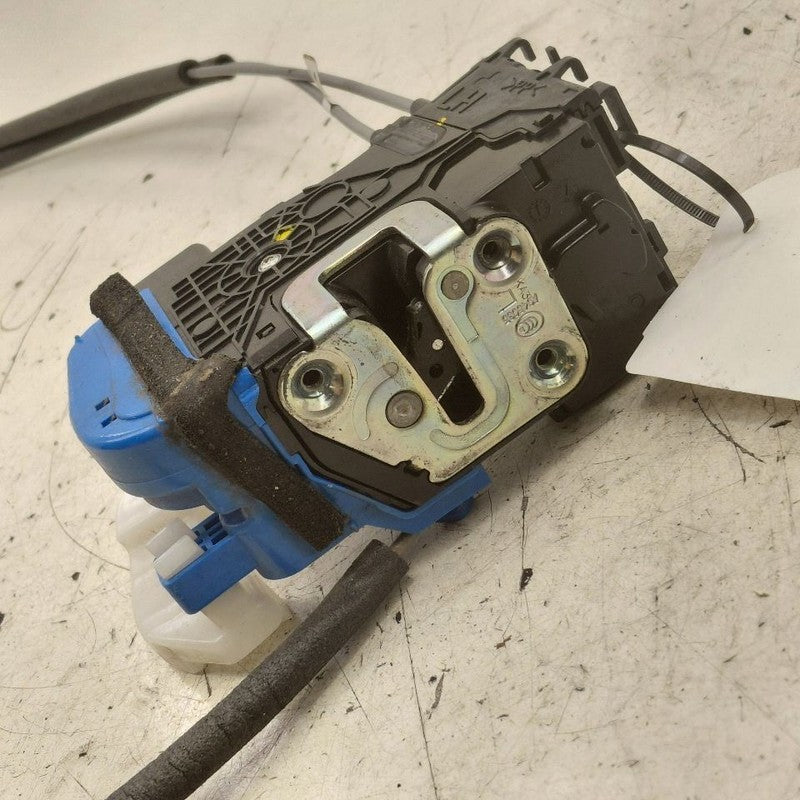 Hyundai Veloster Door Latch Lock Left Driver Front  2017 2016 2015 201