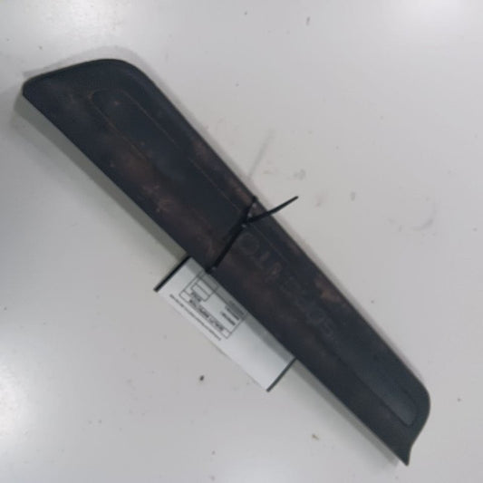 Kia Sorento Sill Trim Plate Door Jam Threshold Right Passenger Front  2018 2017 