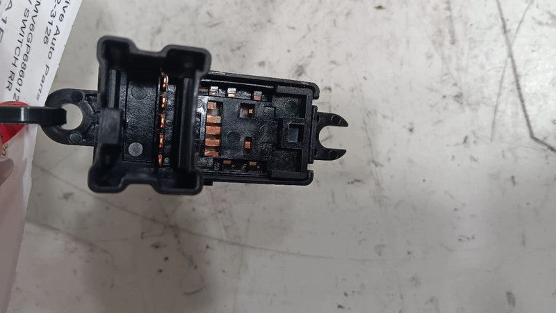 Nissan Rogue Power Window Switch Right Passenger Rear 2014 2015 2016 2
