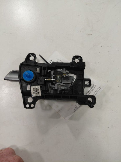 Hyundai Tucson Door Handle Right Passenger Front Interior Inside  2016