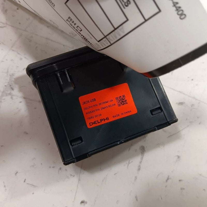 Nissan Maxima USB Charging Port 2018 2019 2020 OEM