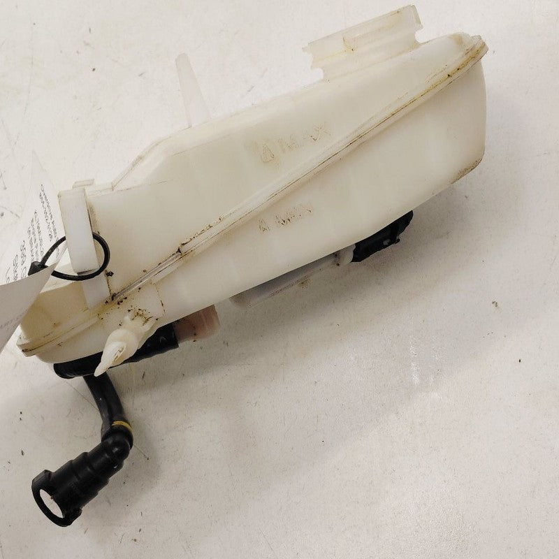Chevy Trailblazer Brake Reservoir 2023 2022 2021