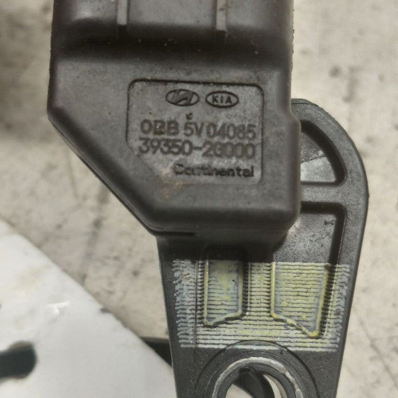 Hyundai Santa Fe Camshaft Cam Shaft Position Sensor  2.0 2019 2020