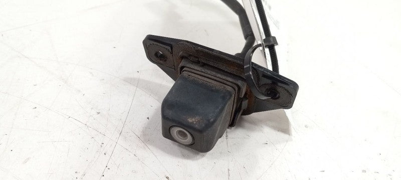 Camera/Projector Camera Lid Mounted Fits 07-11 LEXUS GS350  OEM