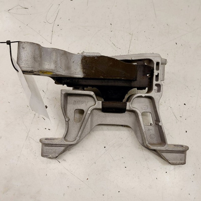 Mazda 3 Engine Motor Mount Right Passenger  2.5 2023 2022 2021