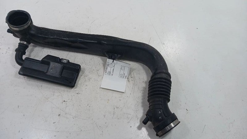 Chrysler 200 Air Cleaner Tube Intake Hose  2015 2016 2017