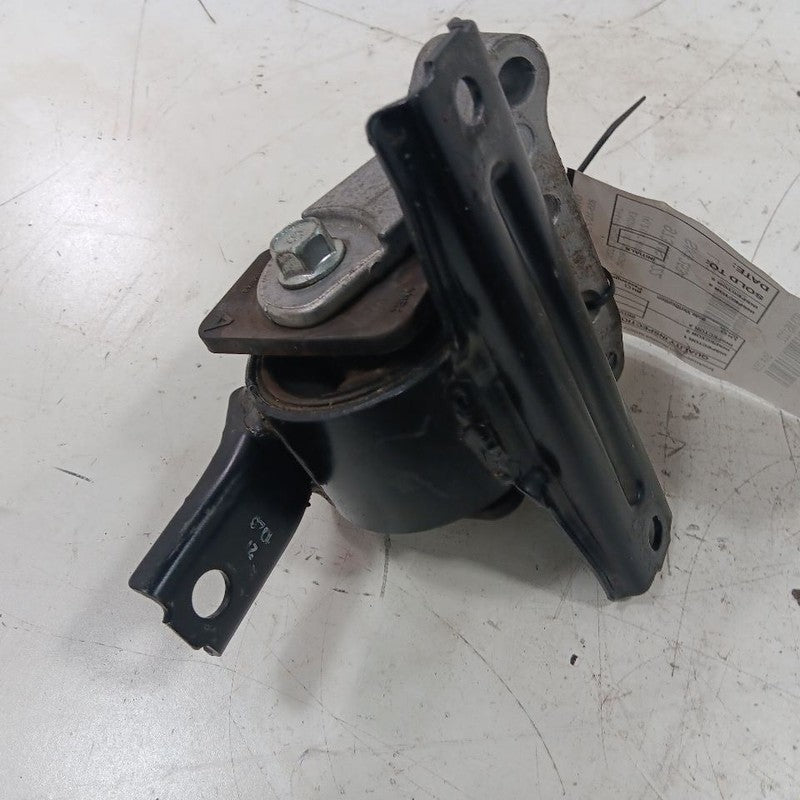 Outlander Sport 2.0 Engine Motor Mount Right Passenger  2022 2023 2024