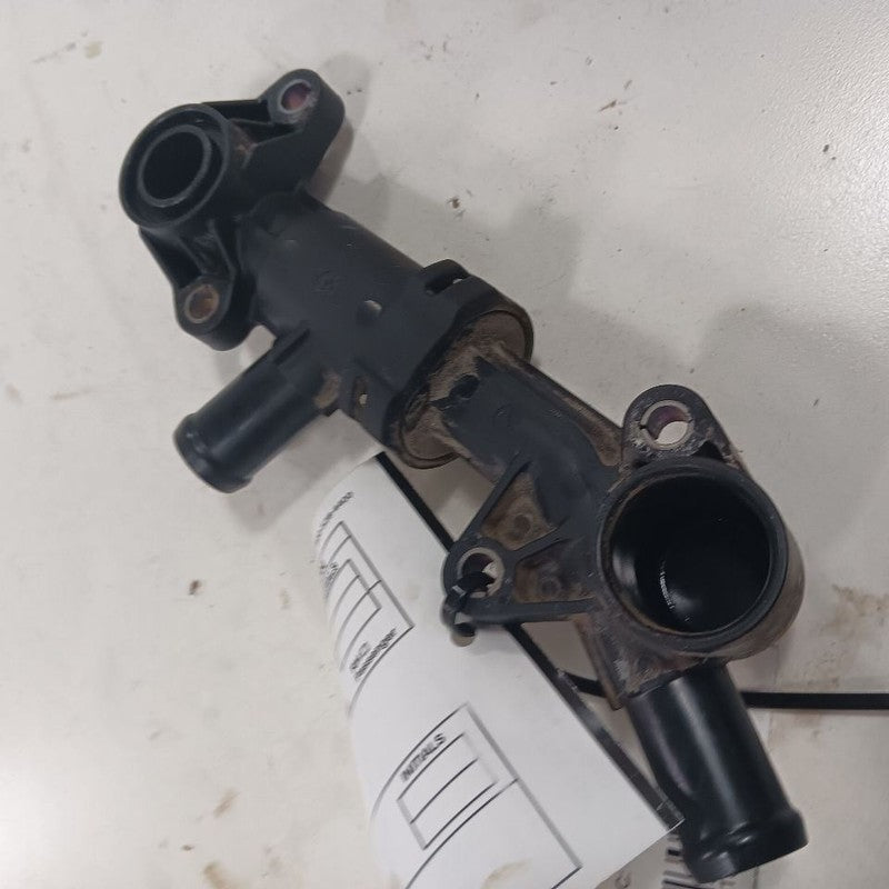 Kia Sorento Coolant Line Crossover Pipe  2.4 2018 2017 2016 OEM