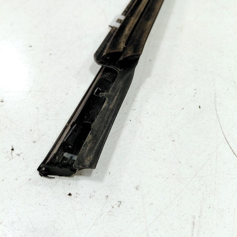 Hyundai Sonata Door Glass Window Weather Strip Trim Rear Left Driver B