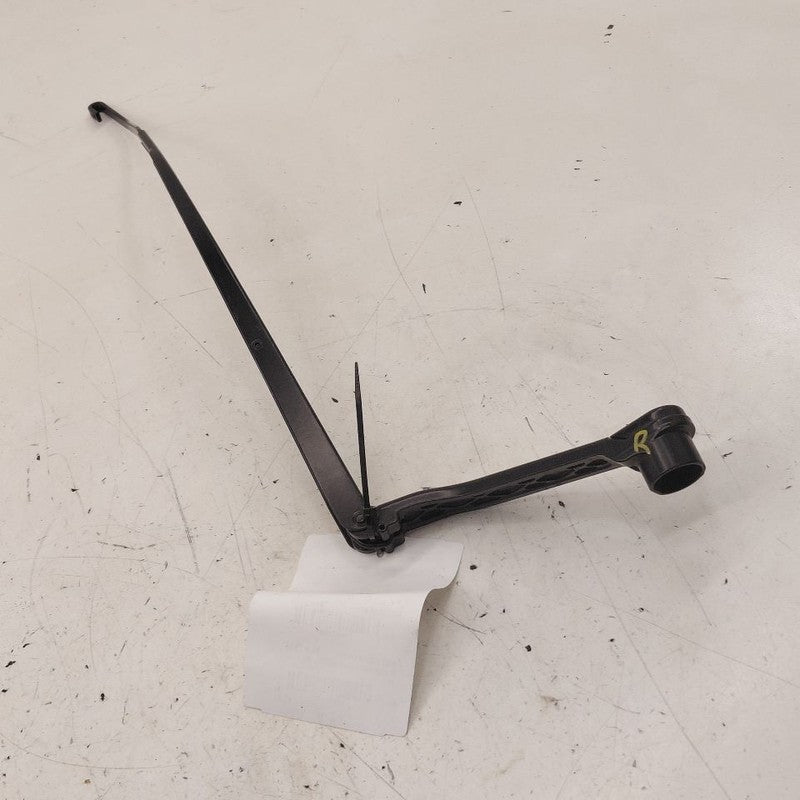 Mitsubishi Outlander   Windshield Wiper Arm Right Passenger  2018 2017