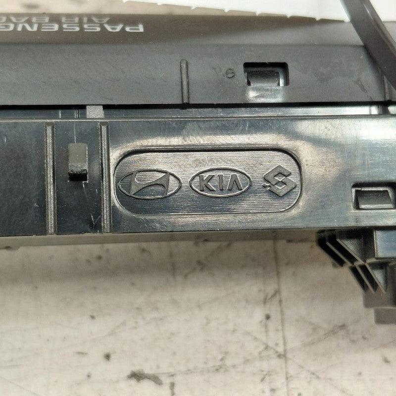 Kia Sportage Passenger Bag Light {95960D9150} 2020 2021 2022
