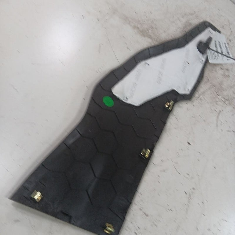 Chevy Trailblazer Passenger Right Side Console Trim 2021 2022 2023 2024 2025
