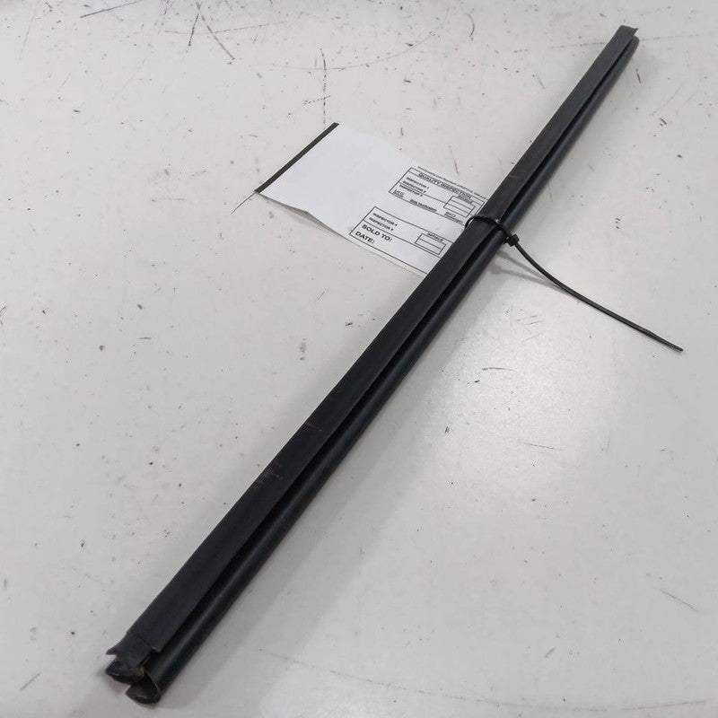 Hyundai Elantra Right Rear Weather Strip Interior  2017 2016 2015 2014