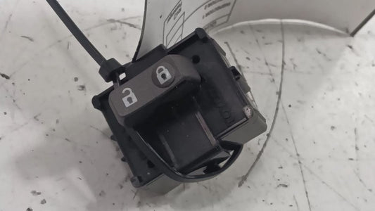 Lexus LS460 Power Door Lock Switch  2007 2008 2009 OEM