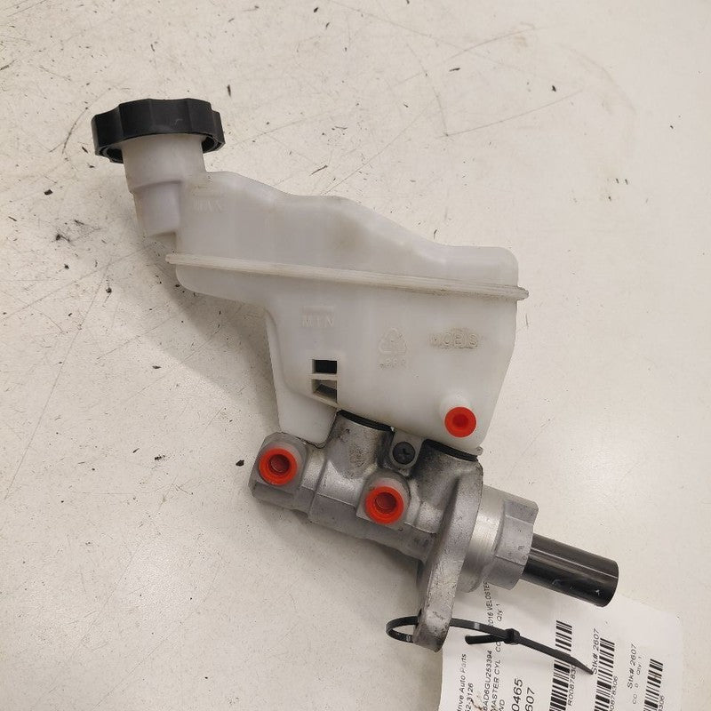 Brake Master Cylinder Fits 12-17 Hyundai Veloster