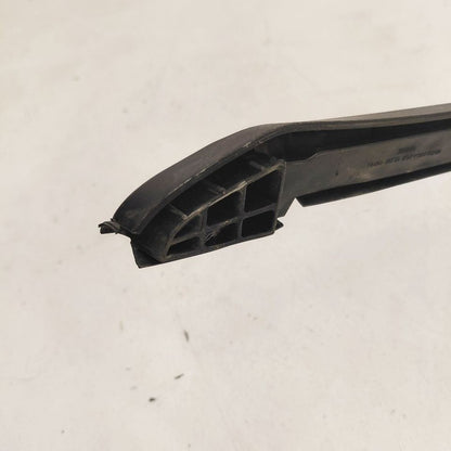 Chevy Volt Door Glass Window Seal Rubber Right Passenger Front  2019 2