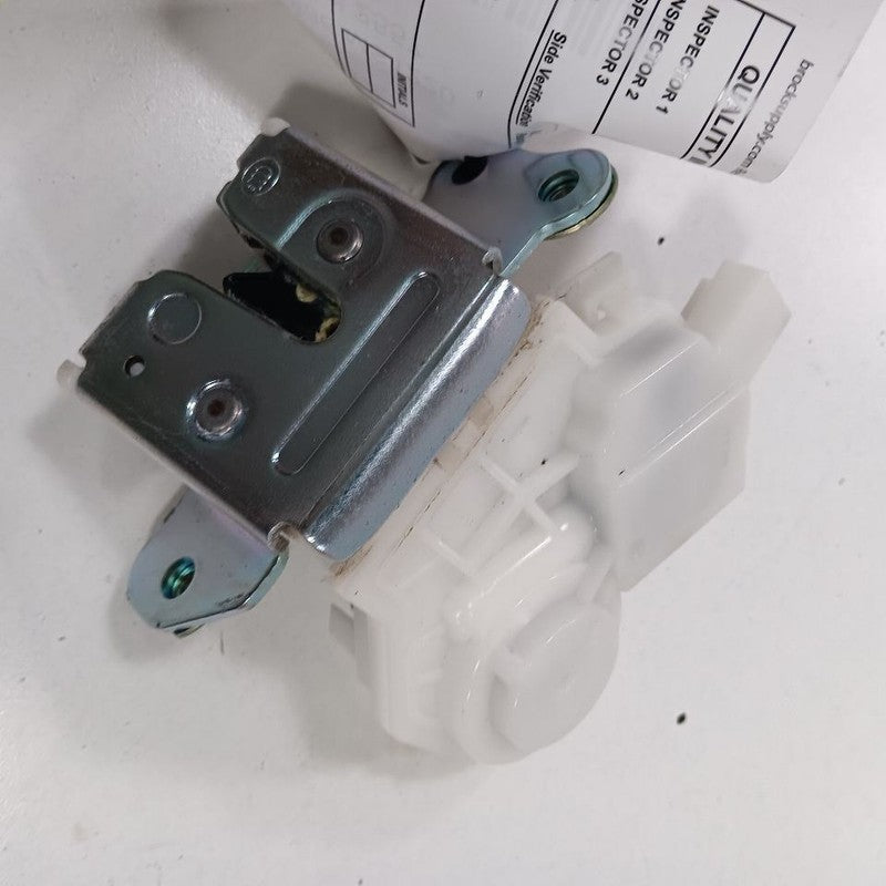 Mitsubishi Outlander Trunk Latch  2020 2021 2022 2023 OEM