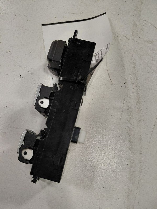Driver Front Door Switch Driver's Master Model Fits 17-19 SOUL
