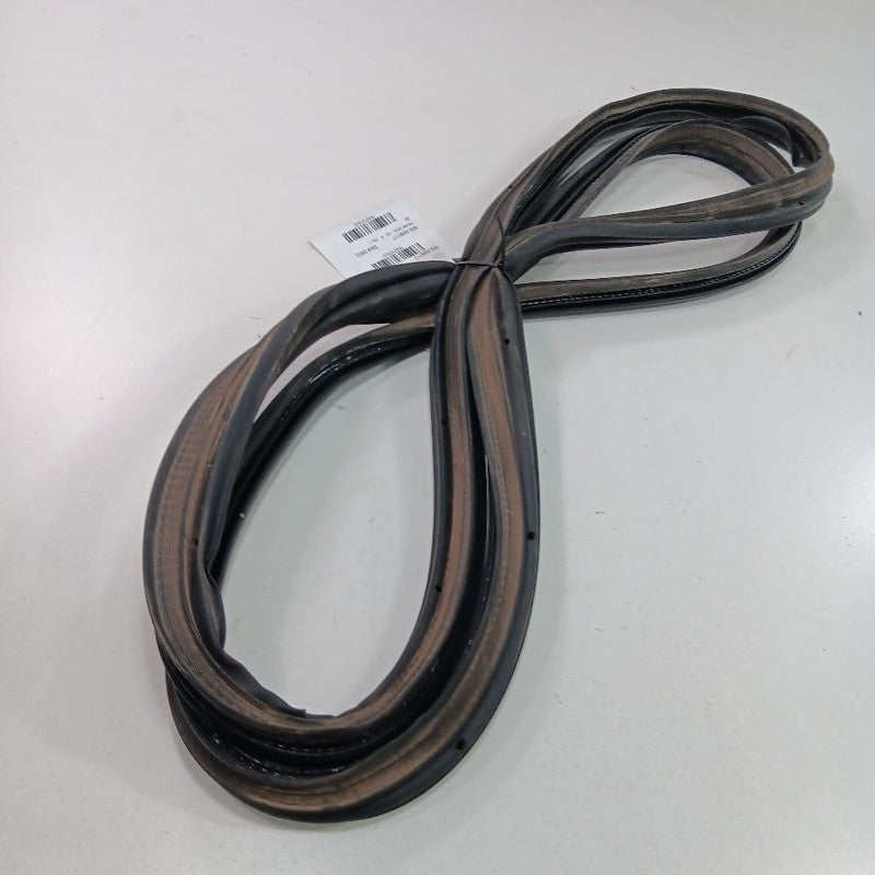 Jeep Renegade Trunk Lid Hatch Door Rear Back Rubber Seal  2017 2018 2019 2020